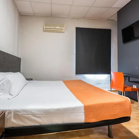Hotel Kubik Caces