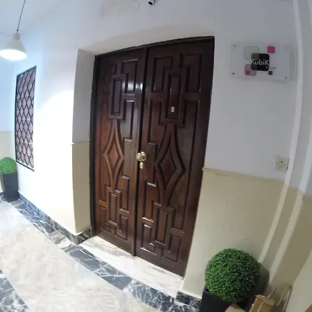 Kubik Hotel