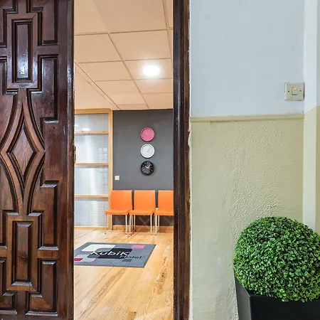Kubik Hotel 2*