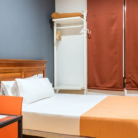 Kubik Hotell Caces