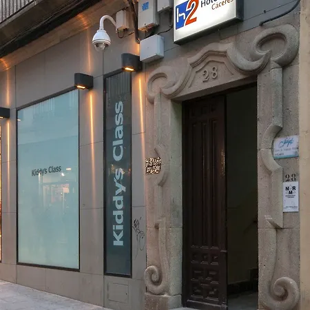 Kubik Hotel 2*